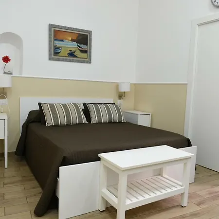 Sisters Residence Bari Buitenkant foto